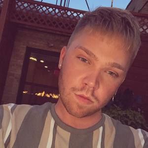 Meet your Posher, Nathan